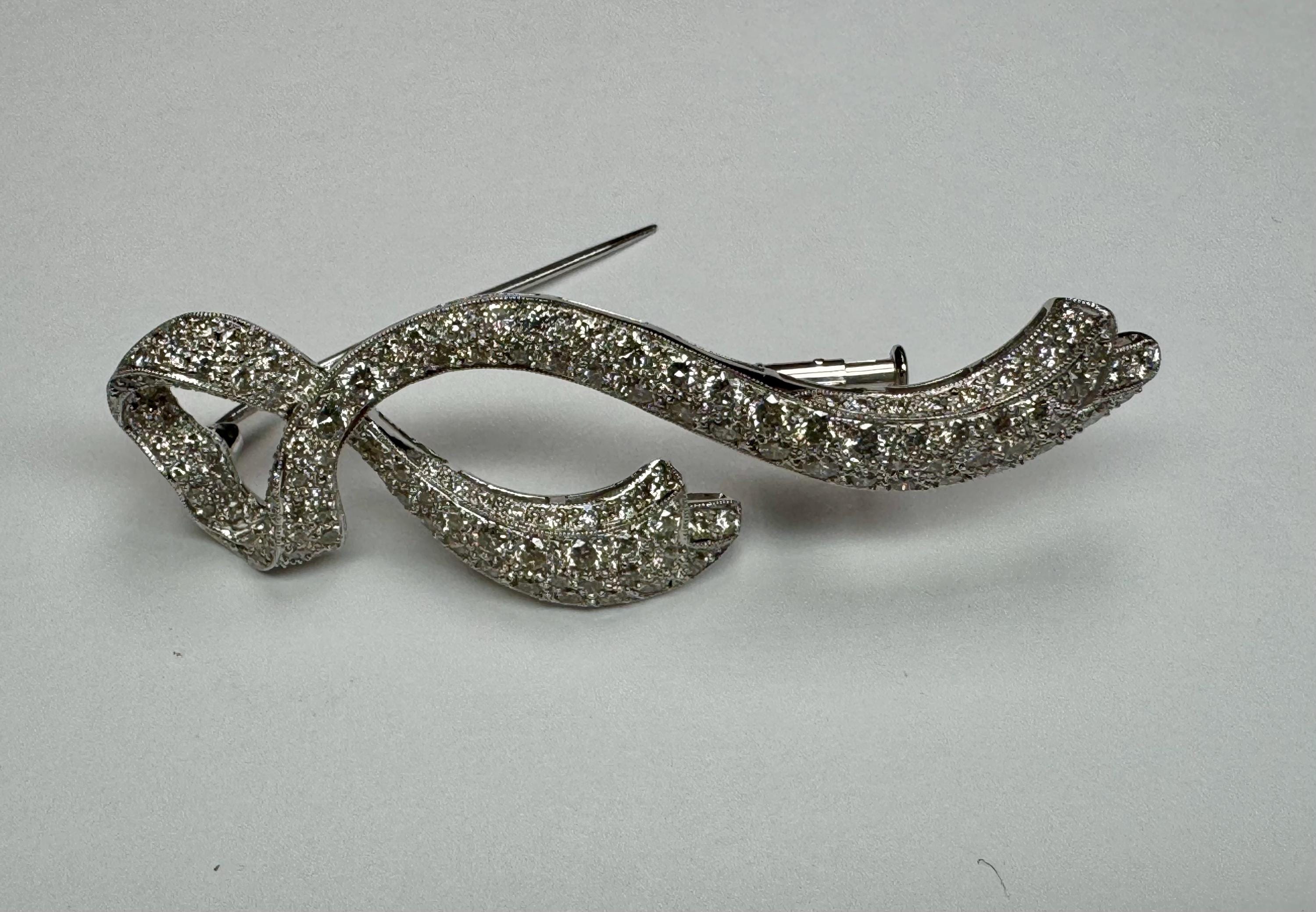 18K White Gold Diamond Brooch: Heart-Ribbon Design ALOPA Luxury Pin