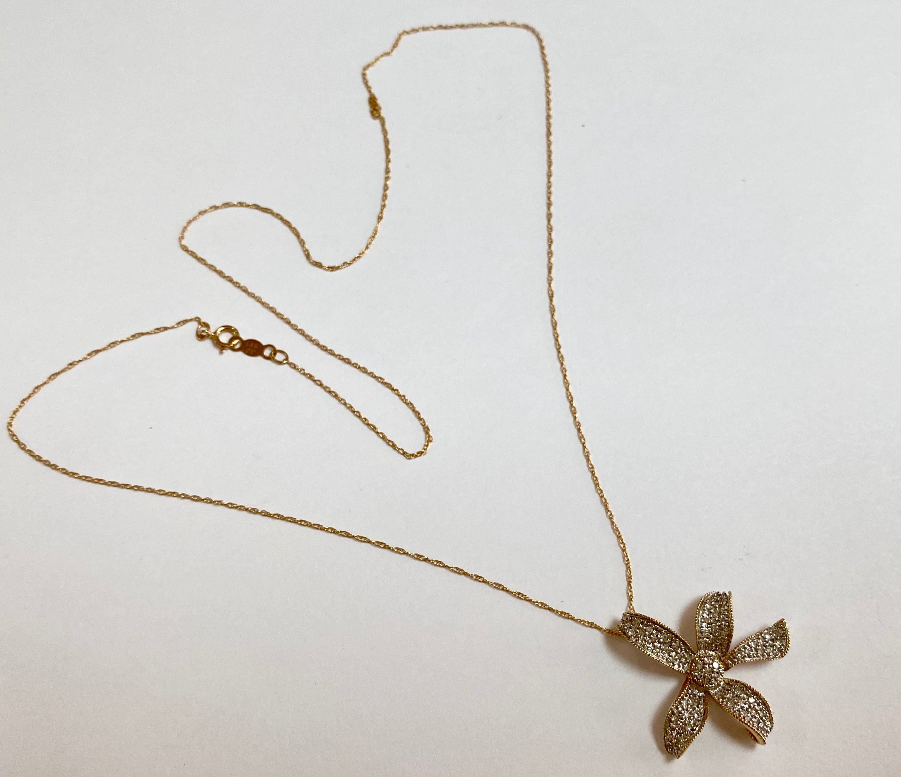 14K Yellow Solid Gold Necklace And Flower Pendant With Diamond Accents!!!!