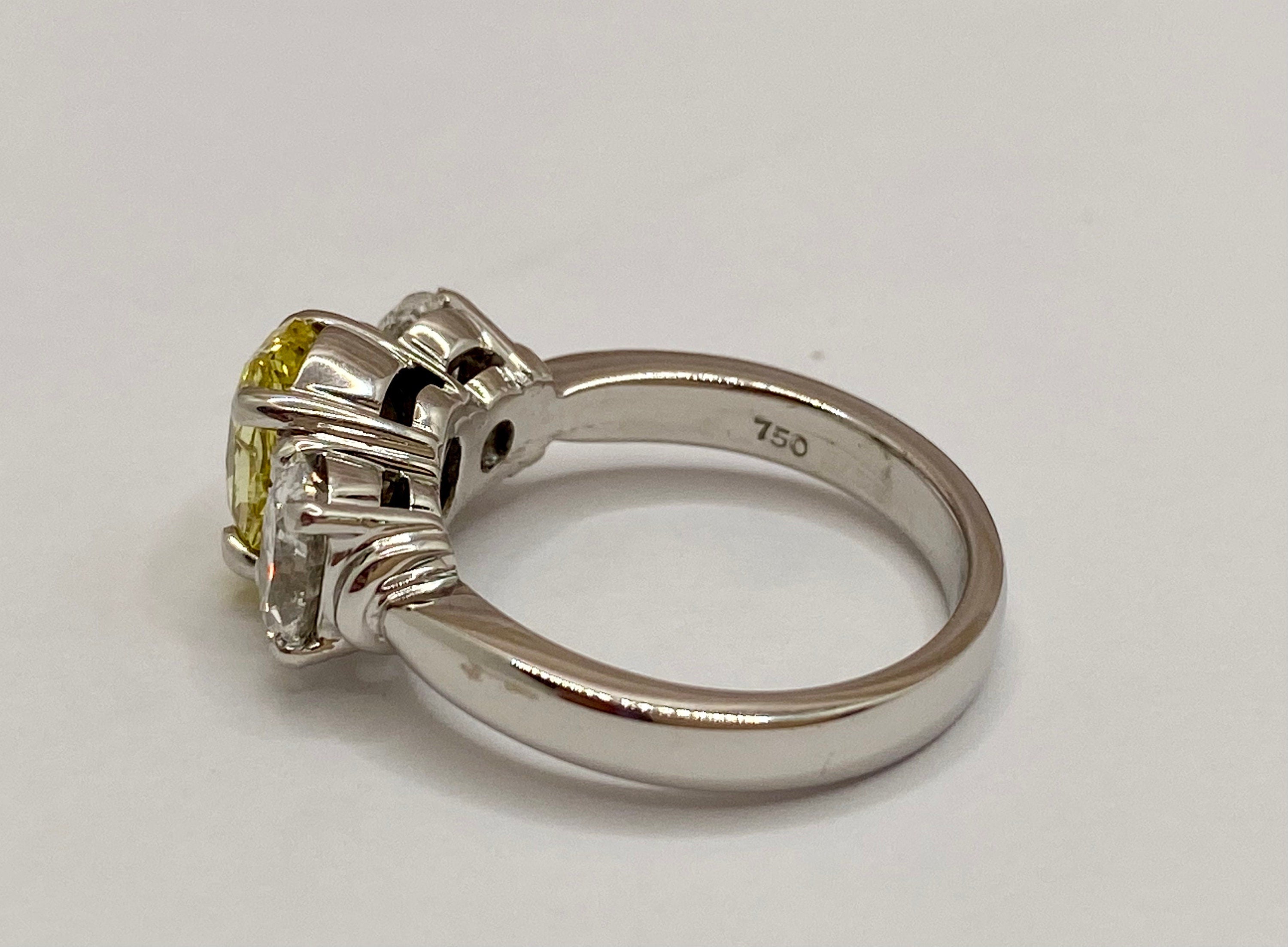 18K White Gold Fancy Yellow Diamond Ring, VS1 Clarity, Size 5 1/4
