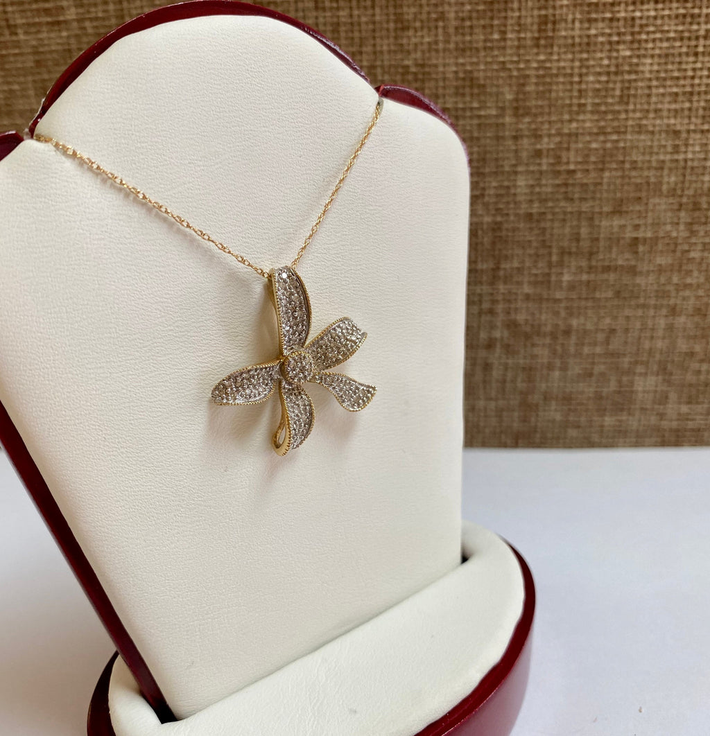 14K Yellow Solid Gold Necklace And Flower Pendant With Diamond Accents!!!!