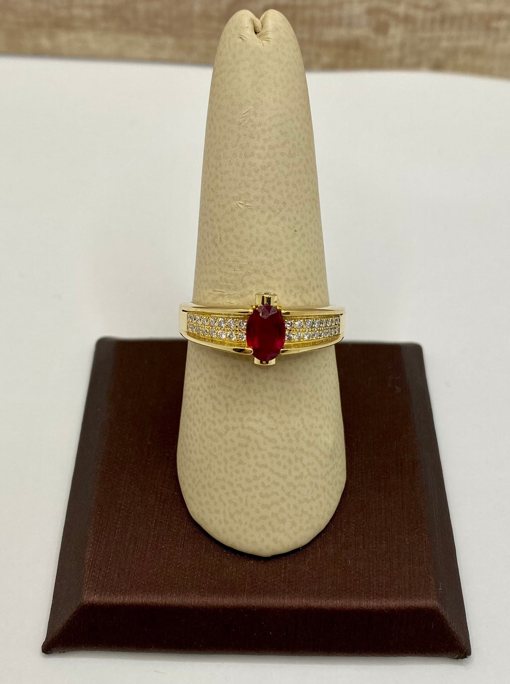 18K Solid Yellow Gold Diamond And Ruby Ring!!!! SIze  9 1/4