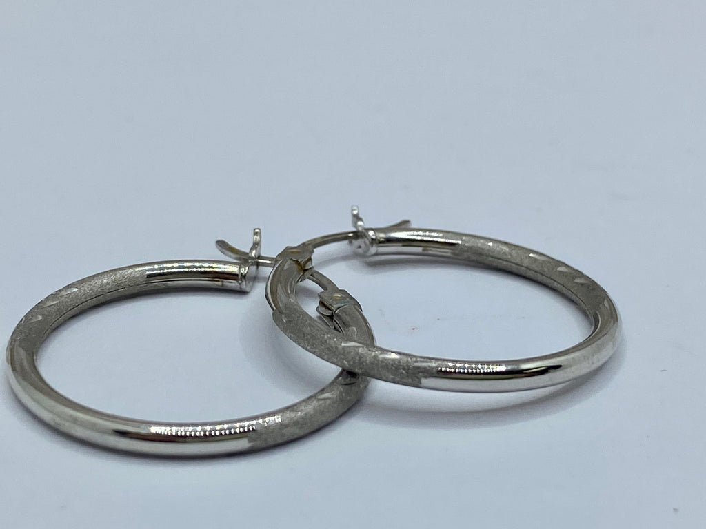 14K White Gold Hoop Earring Set !!!