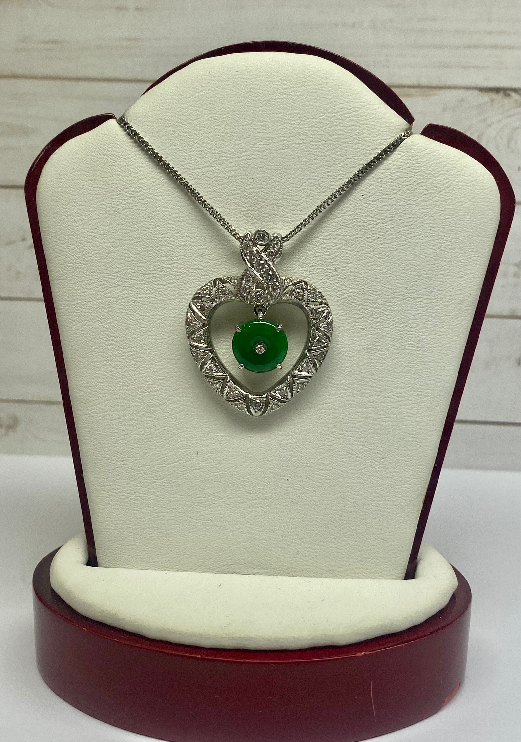 18K White Gold Diamond & Jadeite Jade Heart Pendant Necklace